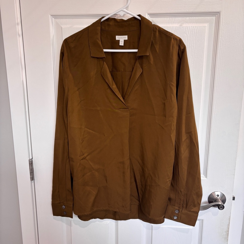 Garnett Hill olive colored top